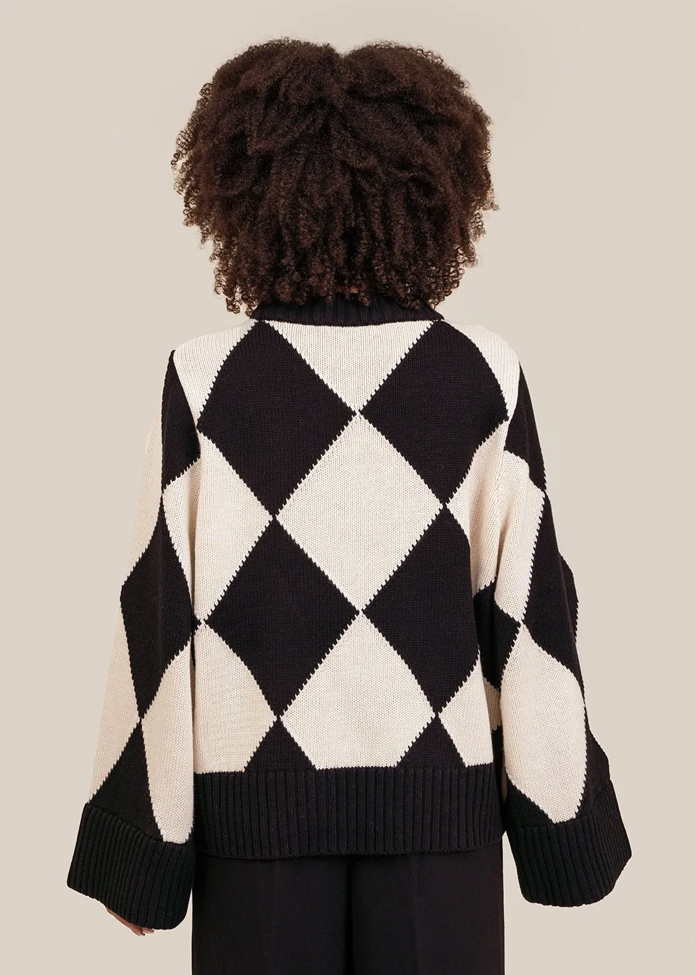 Black/White Aren Sweater