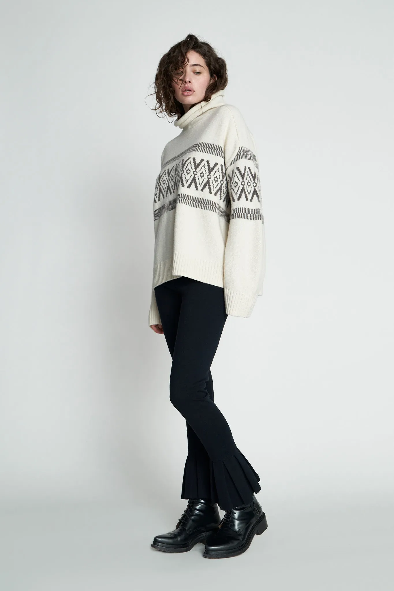 Cabin Sweater | Cream/Coffee