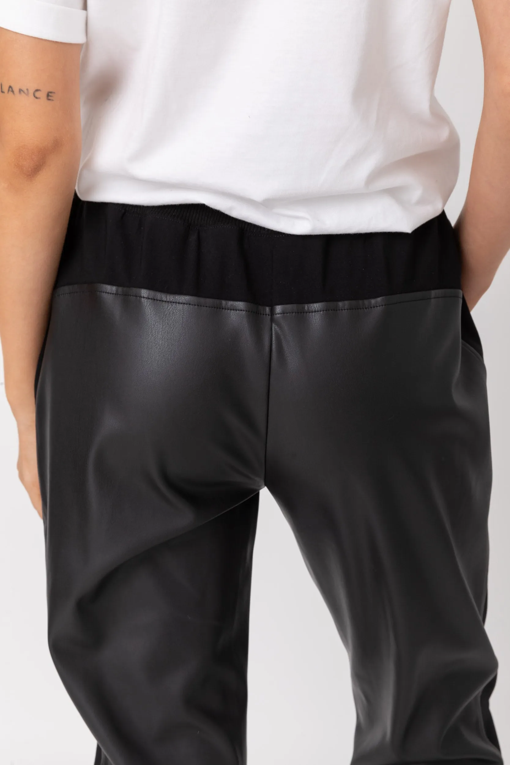 JOEY Pants Vegan Leather Black