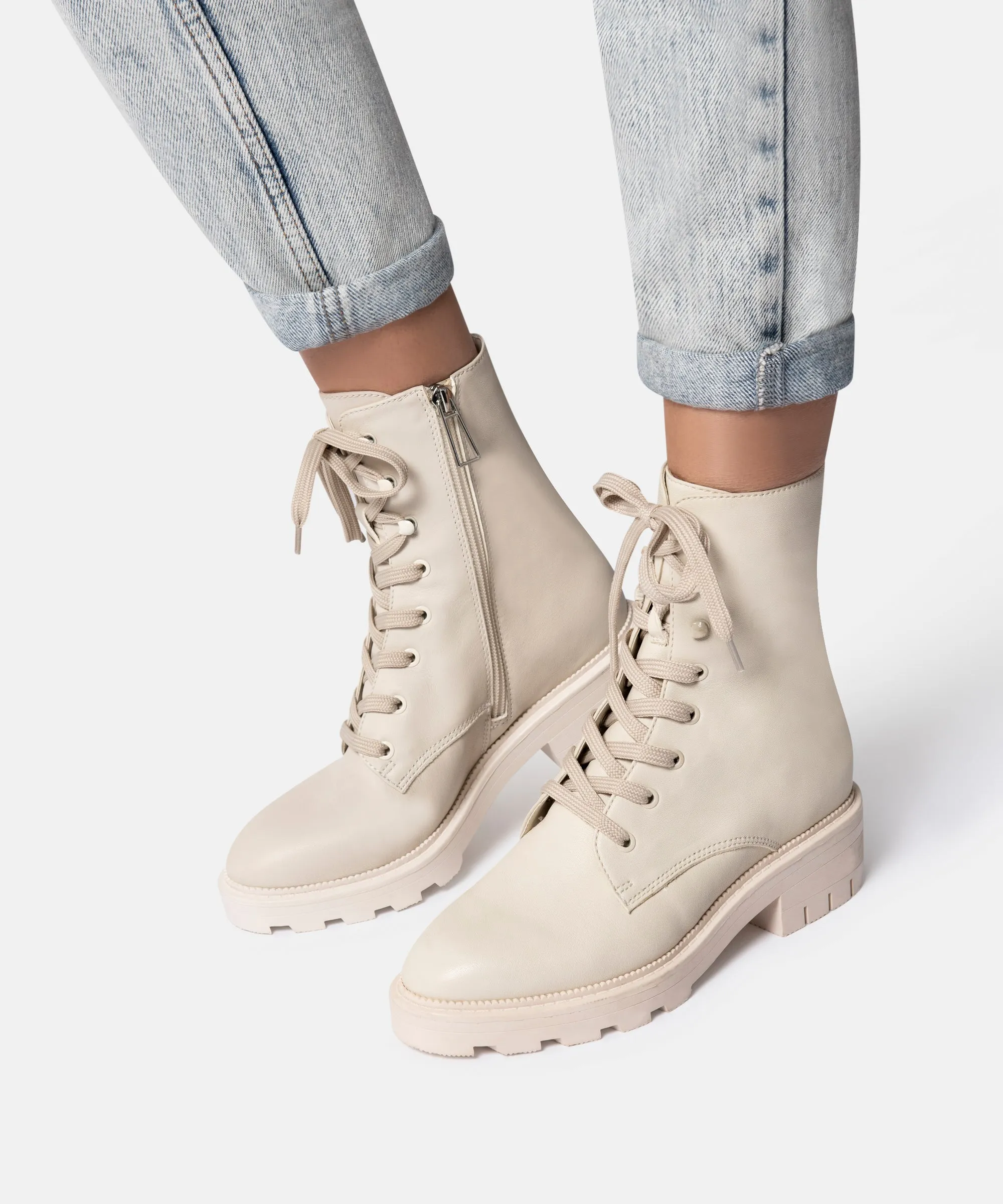 LOTTIE BOOTS IVORY LEATHER