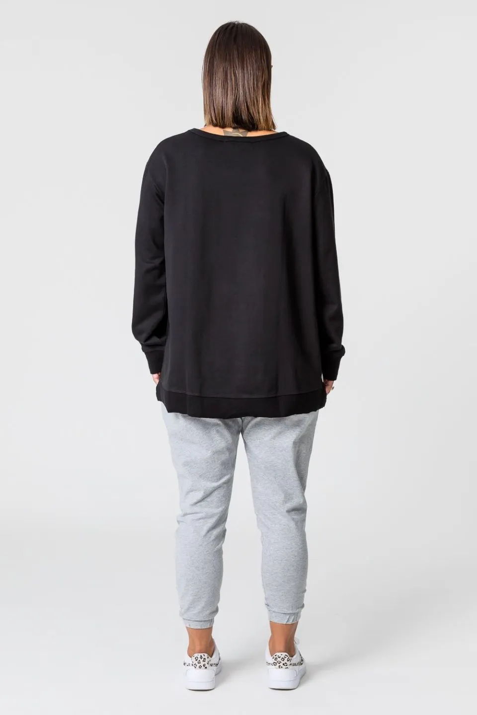 Ulverstone Black Sweatshirt